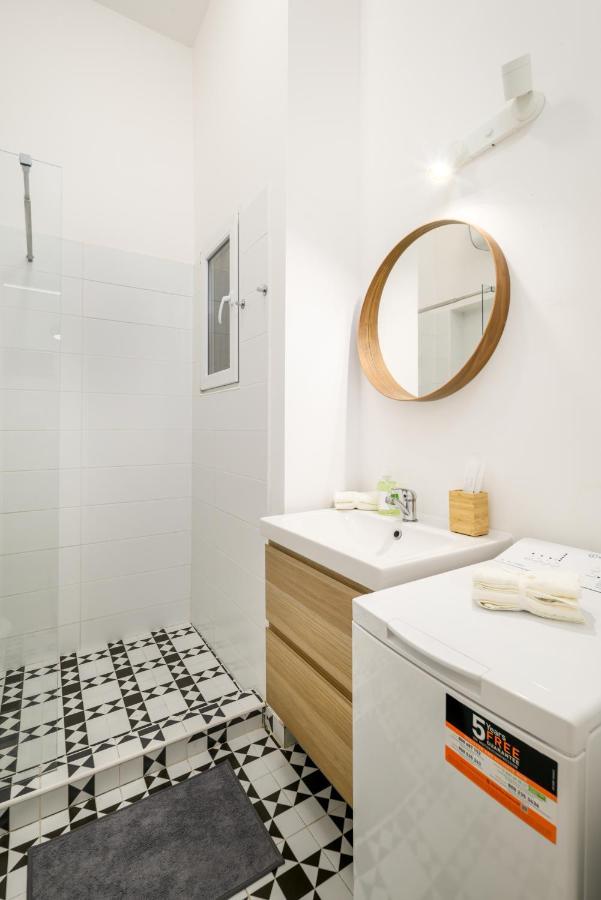 Stylish Yellow Suite In The Heart Of בודפשט מראה חיצוני תמונה