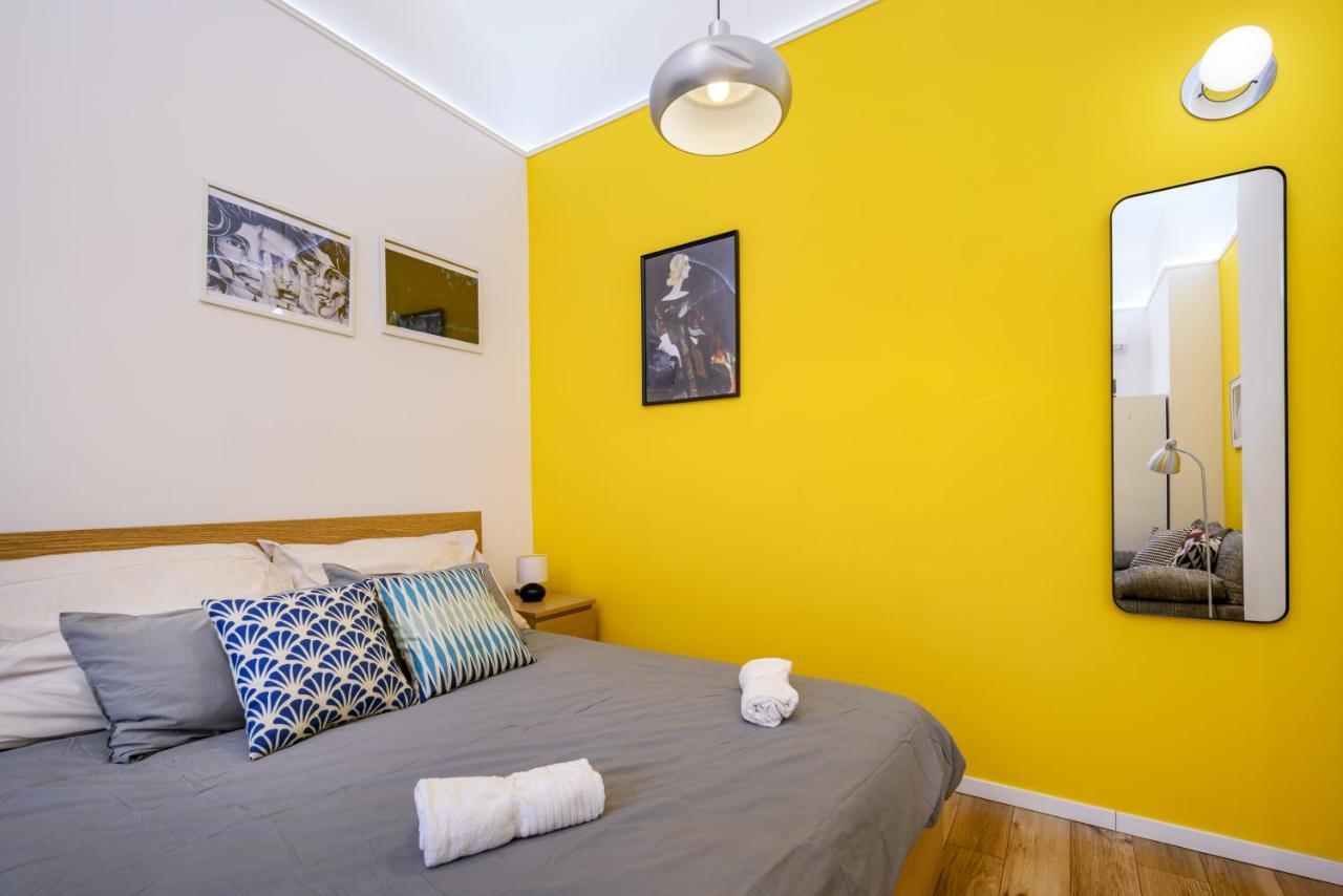 Stylish Yellow Suite In The Heart Of בודפשט מראה חיצוני תמונה